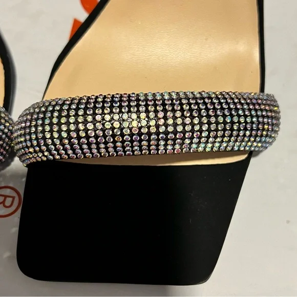 Soda Black and Silver Block Heel Sandals - Picture 4 of 5